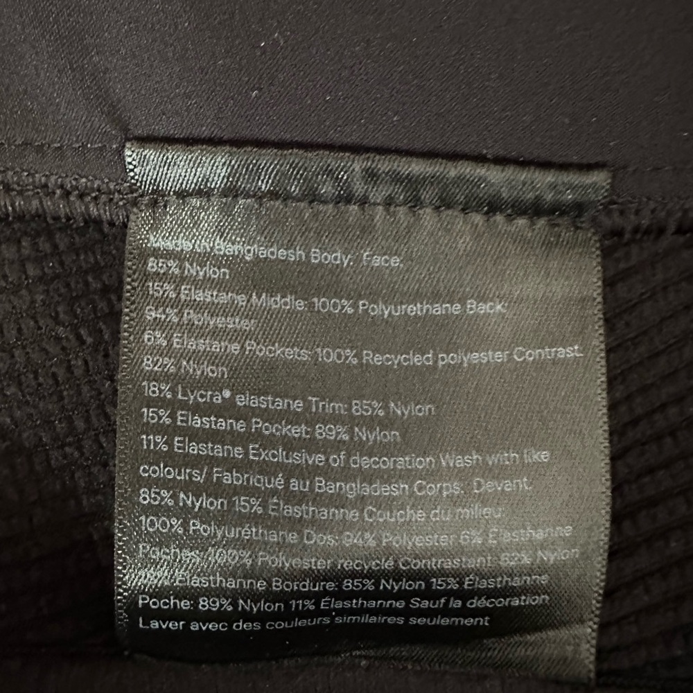 Black Puffer Jacket With Apu Logo View 3